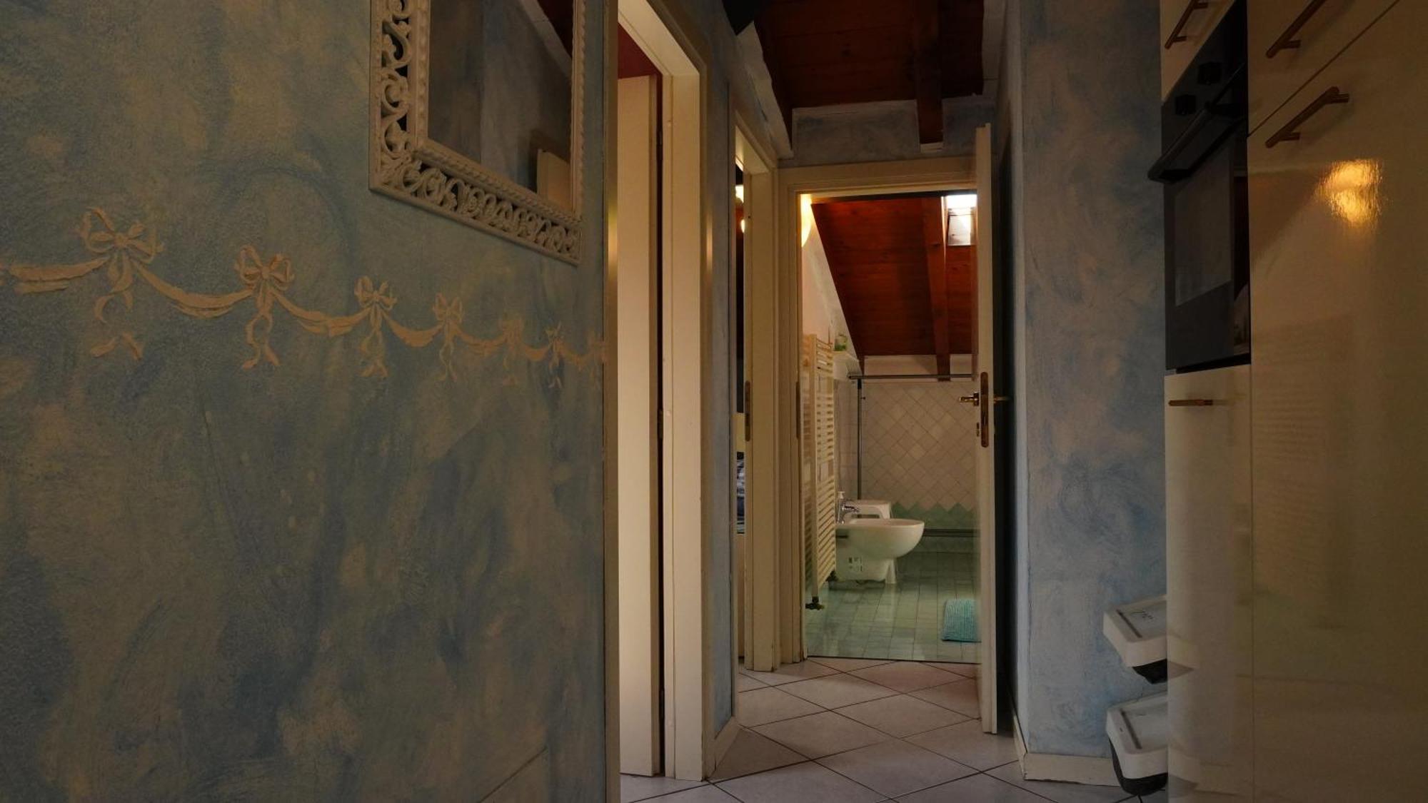 Appartamenti Villa Lina Дезенцано-дель-Гарда Екстер'єр фото