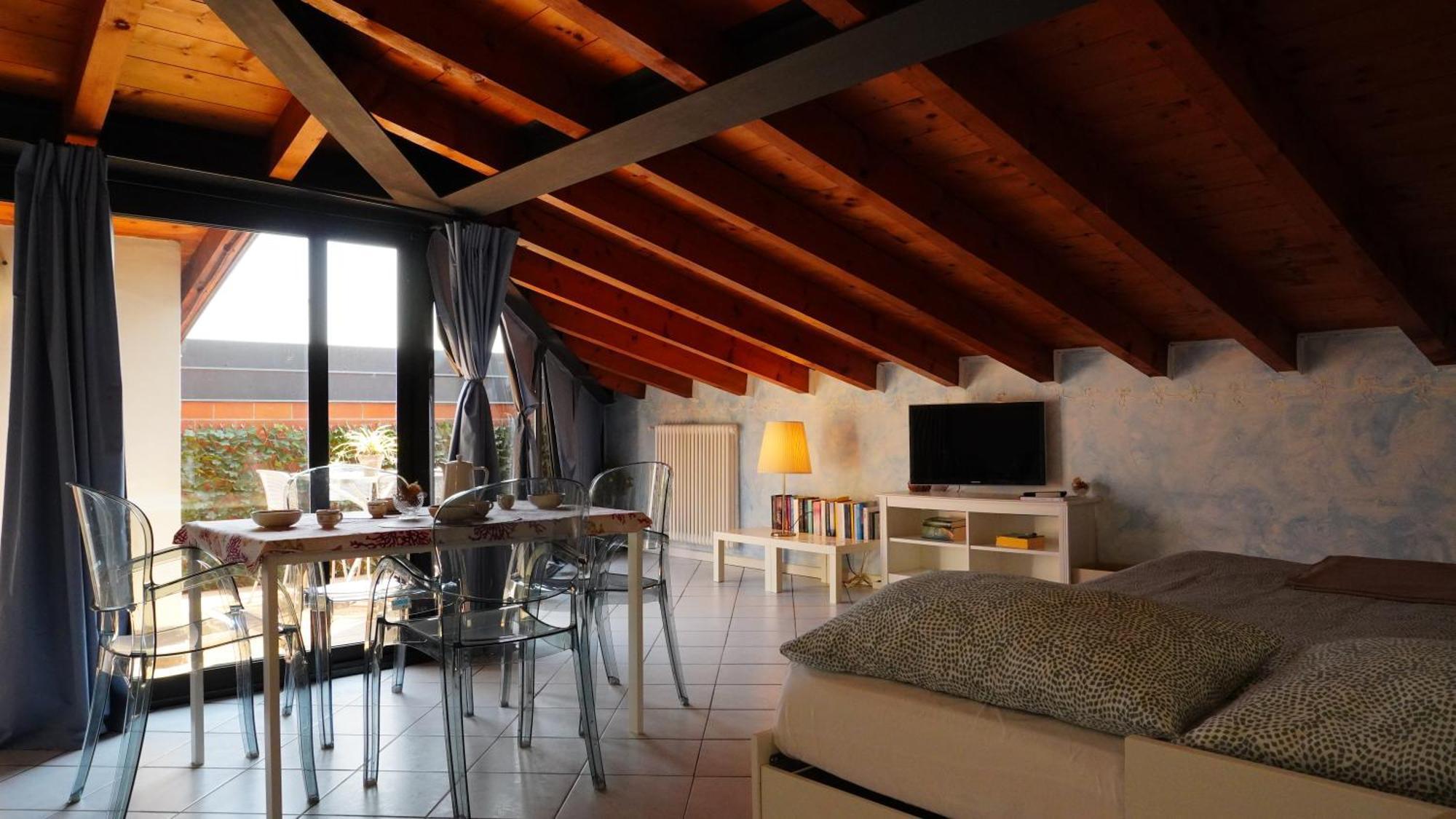 Appartamenti Villa Lina Дезенцано-дель-Гарда Екстер'єр фото